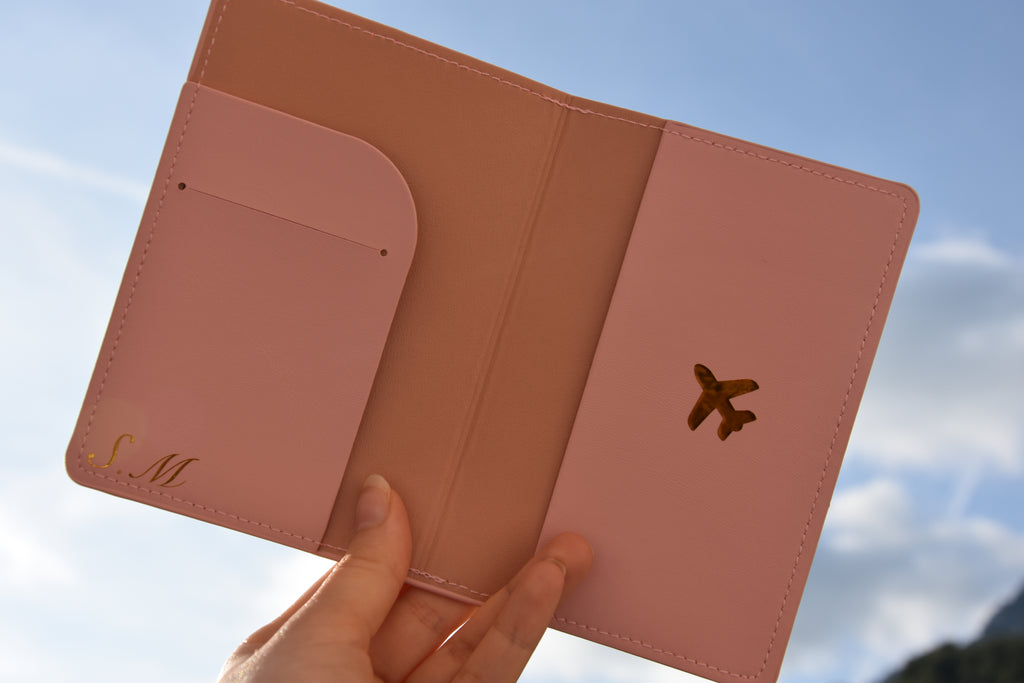 Ensemble protège passeport avec étiquette pour couple st-valentin cadeau à offrir amour voyage rose bonbon pour homme ou femme