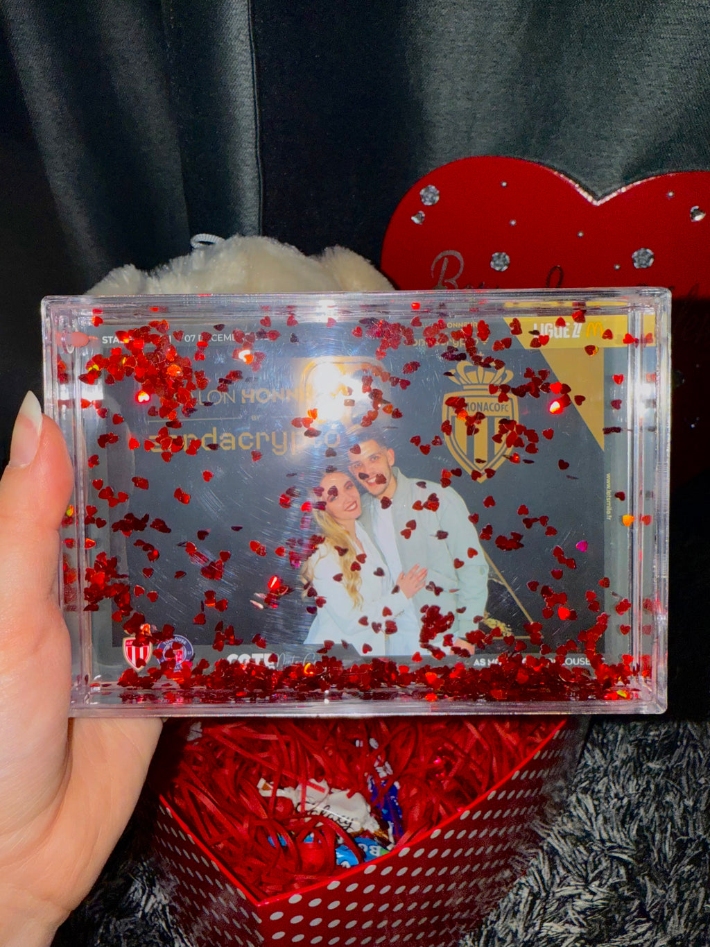 Box Saint-Valentin ❤️ Peluche, Chocolats, Bougie, Cadre photo, Carte et Cadre Netflix personnalisé